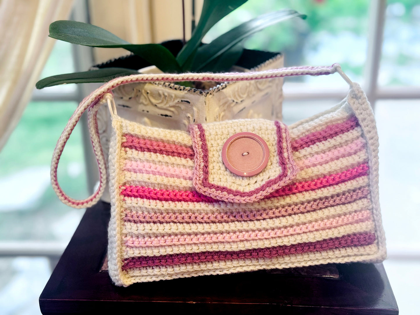 Emma Crochet Bag